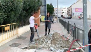 Comienzan los trabajos para la renovación del alumbrado exterior en el Barrio de la Caridad