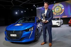 Pruébalo #fullelectric en Algeciras: El Peugeot 208, Coche del Año en Europa 2020