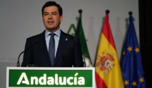 La Junta decide el cierre de los centros educativos desde este lunes y durante dos semanas