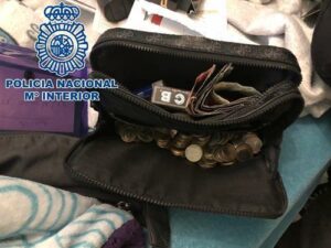 La Policía desarticula en La Piñera el 'clan del Grand' de venta de droga y detiene a ocho personas