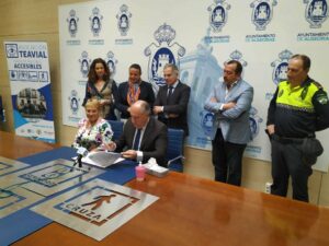 Presentados los nuevos pictogramas de pasos de peatones para personas con TEA