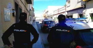 La Policía Nacional detiene  en Algeciras dos presuntos autores de 17 robos con fuerza en garajes y trasteros