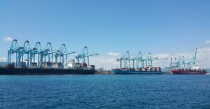 El puerto mueve 27,3 millones de toneladas en el primer trimestre y mantiene los niveles de 2019