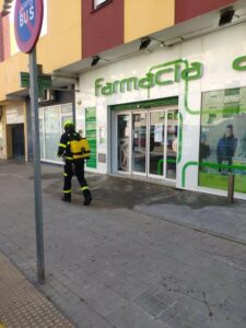 Los bomberos realizan 131 actuaciones de limpieza y desinfección en la ciudad