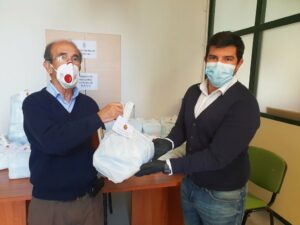 El Ayuntamiento hace una nueva entrega de mascarillas quirúrgicas a las asociaciones vecinales
