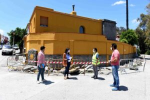 El Ayuntamiento proyecta la reordenación y pavimentación de acerados en Villa Blanca y Villa Rosa