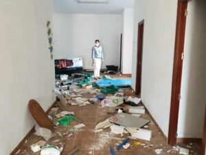 Deportes reparará los graves desperfectos causados por vándalos en el polideportivo 'Juan López Hita'