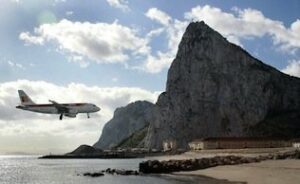 Gibraltar entra en la Fase 4 de la desescalada con la apertura oficial de sus playas