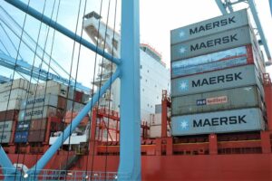 El contenedor de Hamburg Süd convertido en obra de arte recala en APM Terminals Algeciras