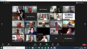 La subdelegada de la Junta en la comarca reclama unidad en un nuevo encuentro con empresarios