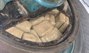 La Guardia Civil interviene en el Puerto de Algeciras más de 53 kilos de hachís ocultos en un remolque