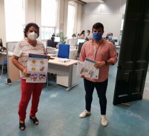 El Consistorio entrega a las AA.VV cartelería informativa con medidas preventivas sobre el Covid-19