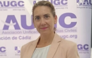 María del Carmen Villanueva sustituye a José Encina al frente de AUGC catorce años después