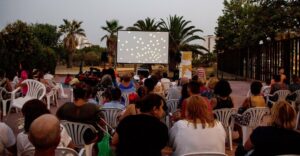 El cine de verano de 'Un barrio de todos' arranca mañana con la proyección de Azahar