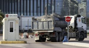 Cinco detenidos por fraude en el tratamiento de residuos peligrosos procedentes de Gibraltar