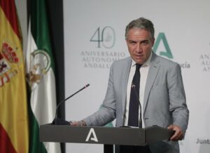 La Junta obliga a las discotecas a tener un registro de asistentes y reduce aforos en pubs y restaurantes