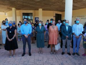 La Línea guarda un minuto de silencio por el crimen machista de la mujer sin techo