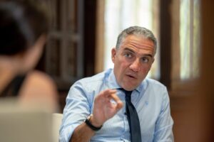 La Junta no contempla otro confinamiento y pide al Gobierno consensuar la vuelta al cole