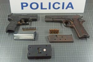 Detenidos tres miembros de una familia que participaron en una reyerta con armas en El Saladillo