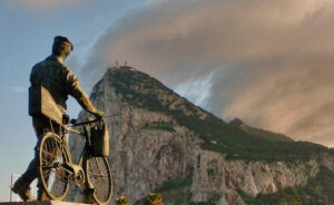 El empleo español en Gibraltar crece a finales del año pasado y se sitúa en 9.453 transfronterizos