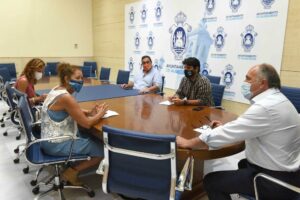 Ayuntamiento y Apymeal aúnan esfuerzos para apoyar al comercio tradicional