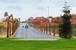 Dos policías locales resultan heridos tras intentar eludir un conductor el control de alcoholemia
