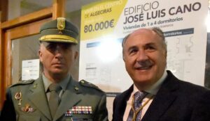 Landaluce felicita a la Legión en la víspera de su primer centenario de historia