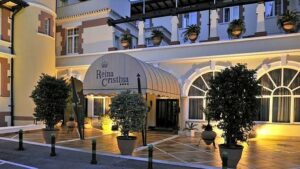 El hotel Reina Cristina vuelve a abrir sus puertas el día 18 de junio tras cerrar por la pandemia