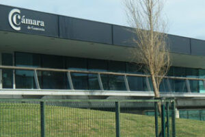 La Cámara pone en marcha un programa formativo para desempleados de más de 45 años