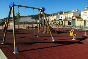 El Ayuntamiento reabre hoy los parques infantiles
