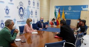 El Ayuntamiento ofrece a los flamencos el 'Pérez Villalta' y el claustro del museo municipal para actuar