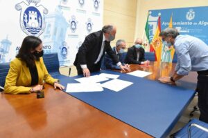 Comienza la instalación de 34 cámaras de vigilancia en la zona baja de la ciudad