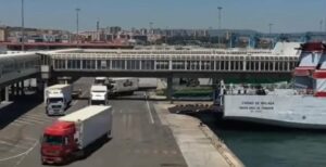 Los transportistas estarán exentos de pruebas PCR en ferry, según Fenadismer