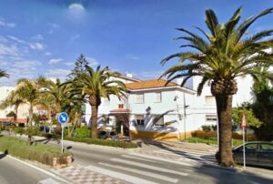 Denunciados 26 jóvenes en Los Barrios por celebrar una fiesta ilegal organizada a través de las redes