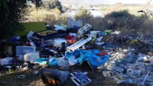 Verdemar denuncia el lamentable estado de los alrededores del río Palmones