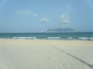 El TSJA confirma penas de hasta siete años por un alijo de 430 kilos de hachís en El Rinconcillo en 2018