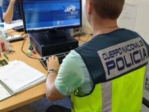 Cae un grupo criminal de ciberestafadores en cuentas bancarias que operaba en Algeciras