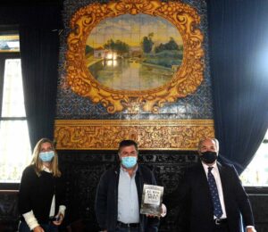 Pedro Ríos y Juan Ignacio de Vicente presentan el libro 'El Río de la Miel'