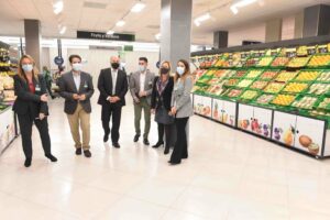 Reabre el Mercadona de La Ermita tras la modernización de sus instalaciones