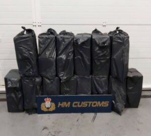 El Servicio de Aduanas de Gibraltar se incauta de 1.100 cartones de tabaco en dos incidentes