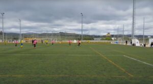 Concluye la instalación de césped artificial en el campo 'Antonio Ocaña' de La Menacha