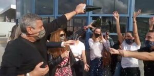 "Es una alegría llevar la suerte a tantas familias trabajadoras. Llevo toda la noche sin dormir"