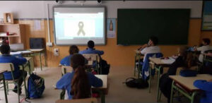 El PSOE arremete contra el colegio La Huerta de la Cruz por sus protestas a la Ley Celaá