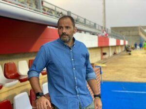 Salva Ballesta, en cuarentena por haber estado en contacto con un positivo por coronavirus