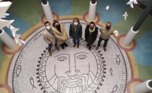 Pintor mantiene un encuentro con los artistas algecireños Raúl Rosillo y Tatiana de la Luz