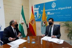 El presidente de la Junta de Andalucía respalda en Algeciras el Ramal Central Ferroviario