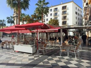 Continúa el proceso que permitirá suspender temporalmente la tasa de mesas y sillas a la hostelería