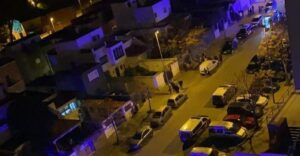 Un hombre muere a puñaladas en una reyerta en la calle Miguel Hernández