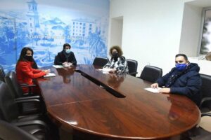 Ayuntamiento y Apymeal buscan vías para dinamizar el Centro Comercial Abierto