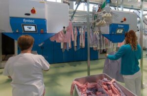 Contagios y aislamientos por Covid merman la plantilla de lavandería del Punta Europa